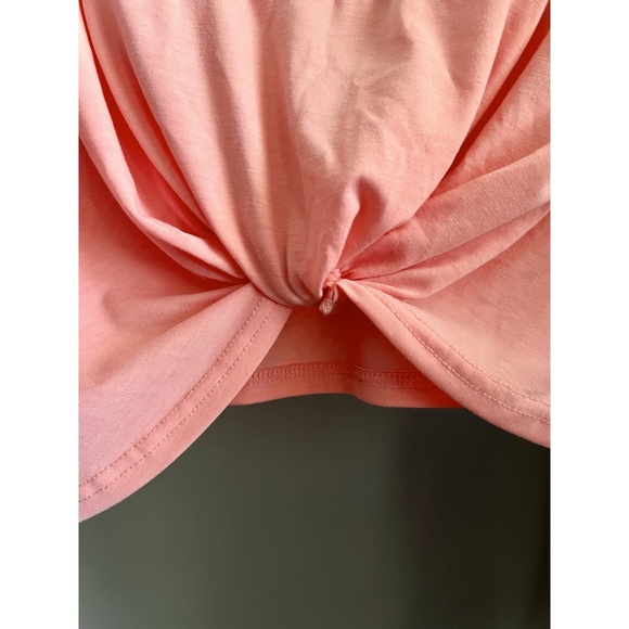 Front Knot Color Block T-Shirt - Picture 2 of 4